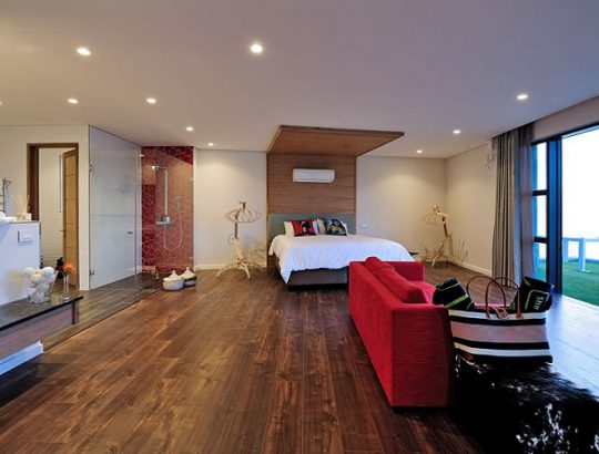sea-star-rocks-camps-bay-room-wood-flooring